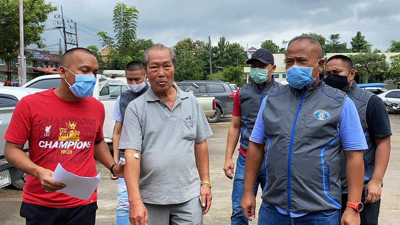 ป. รวบเฒ่าปืนโหดยิงเพื่อนบ้านดับ หนี 12 ปี ถูกตามจับถึงกาญจนบุรี