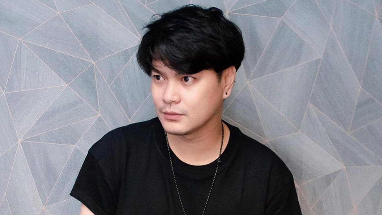 เป๊กซ์ วงซีล โพสต์แนะหาทางออกกับเด็ก ถ้าชู 3 นิ้วทำให้ไม่สบายใจ