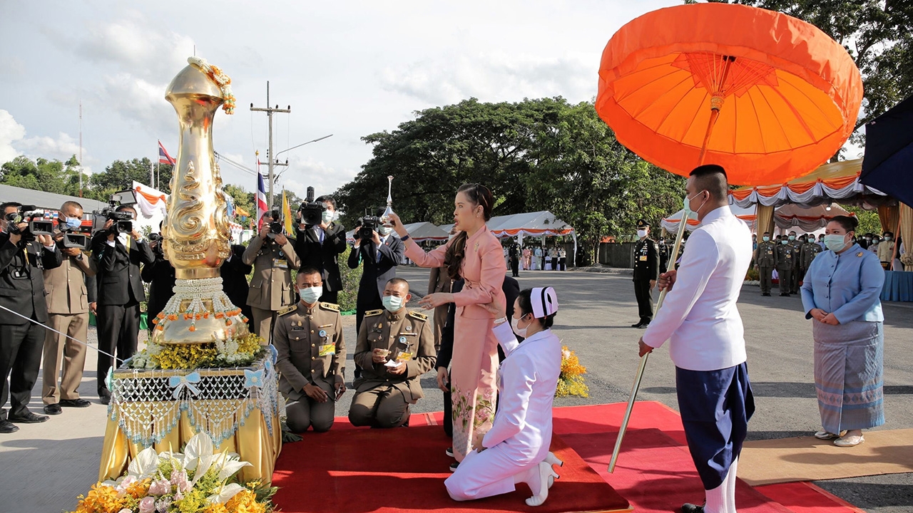 ยกฉัตรทองคำพิพิธภัณฑ์ธรรมเจดีย์พระธรรมวิสุทธิมงคล