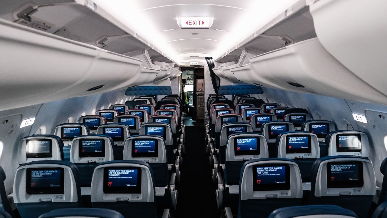 สายการบินสหรัฐฯ นำเครื่องกลับ หลังผู้โดยสารไม่สวมแมสก์