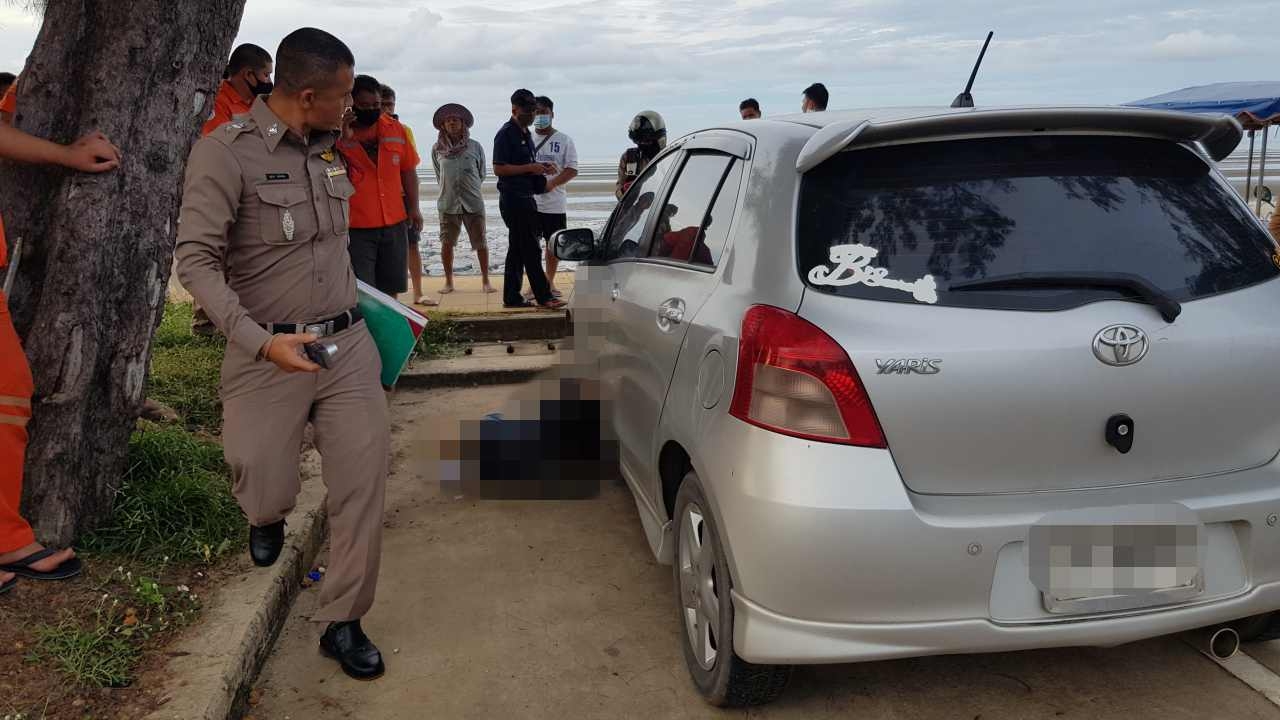 ช็อก พยาบาลสาวใหญ่วัย 47 ผูกคอกับกระจกรถ ดับคาหาดแหลมสน 