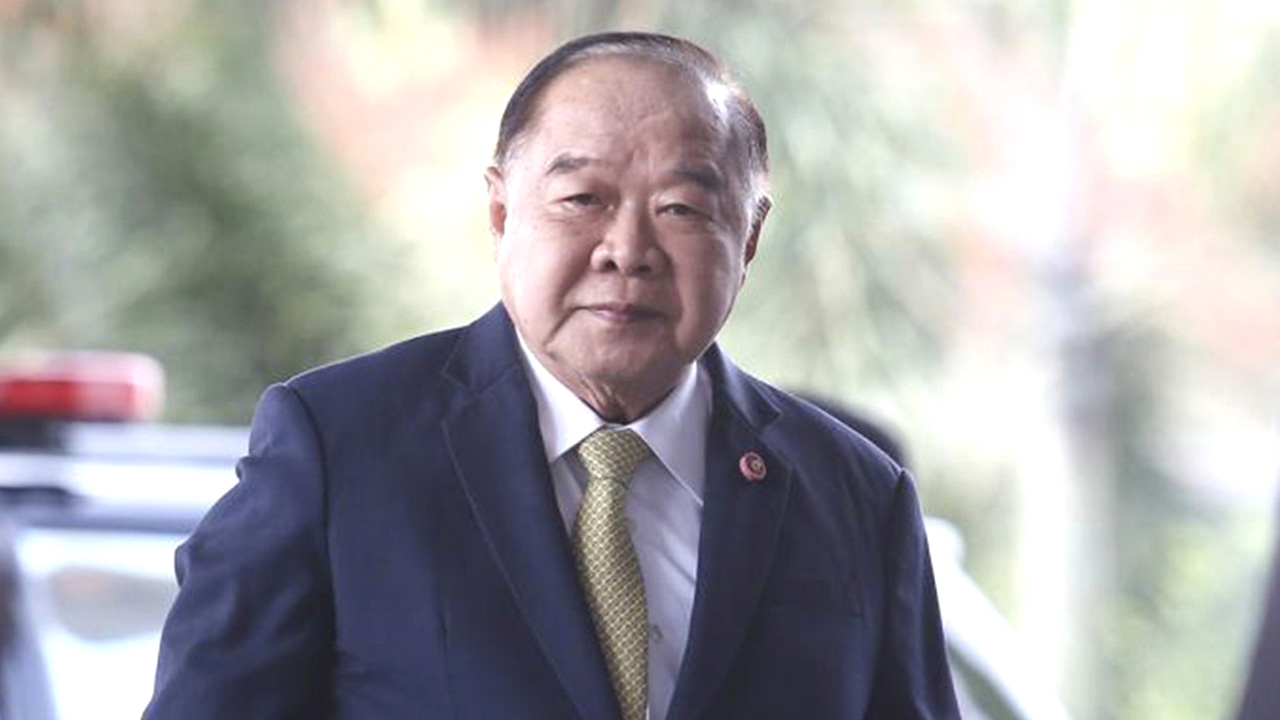 บิ๊กป้อม ยินดี  รมต.ใหม่ ฝากแก้ ศก.-ว่างงาน ย้ำ รบ.ไม่ปิดกั้น นศ.ชุมนุม