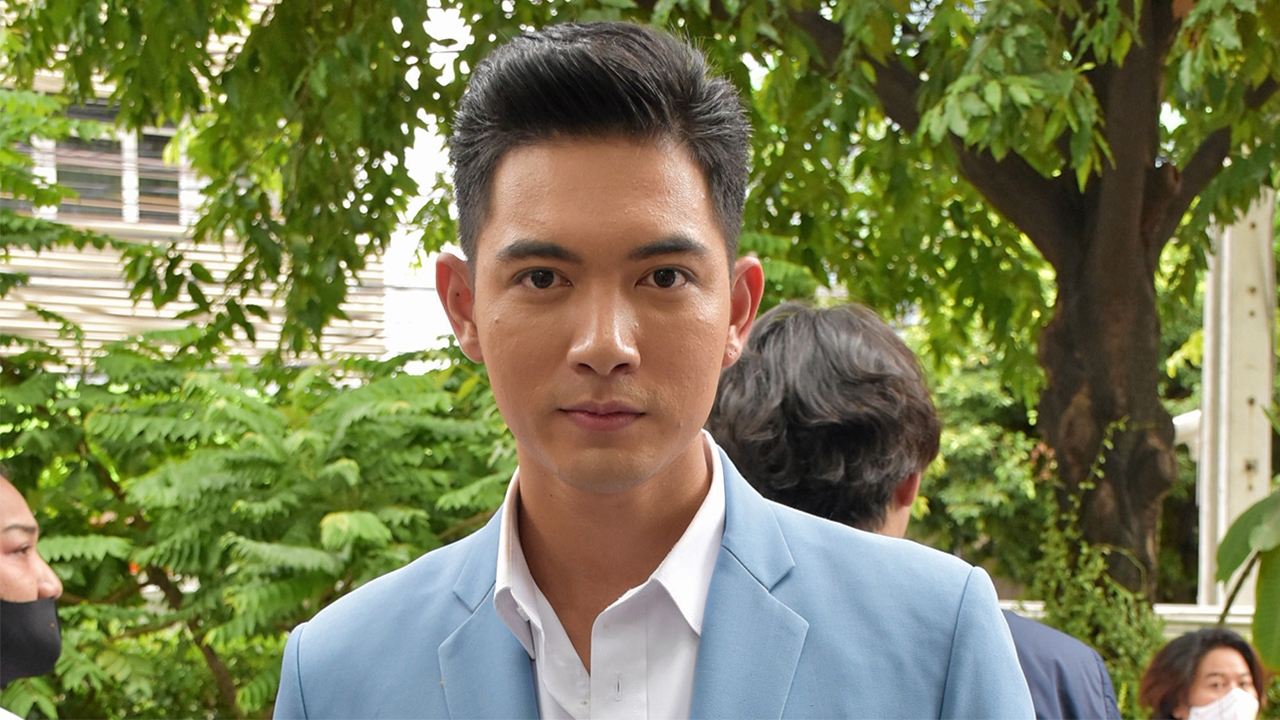 "เข้ม" ไม่เข้มสมชื่อ ชอบ "ฐิสา" แต่ไม่กล้าจีบ เล่นละครคู่ "มุกดา" ก็ชอบมีลุ้นความสัมพันธ์