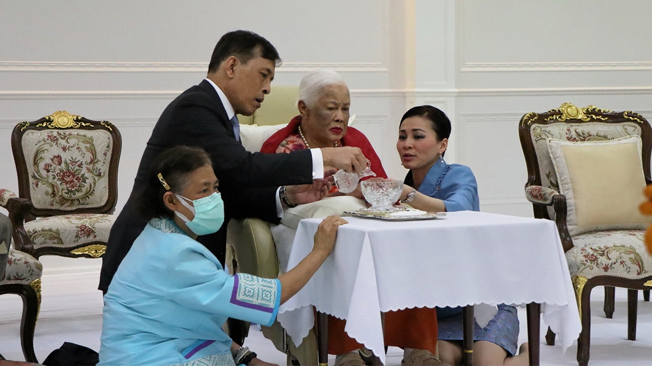 "สมเด็จพระพันปีหลวง" เสด็จทรงบำเพ็ญพระราชกุศล