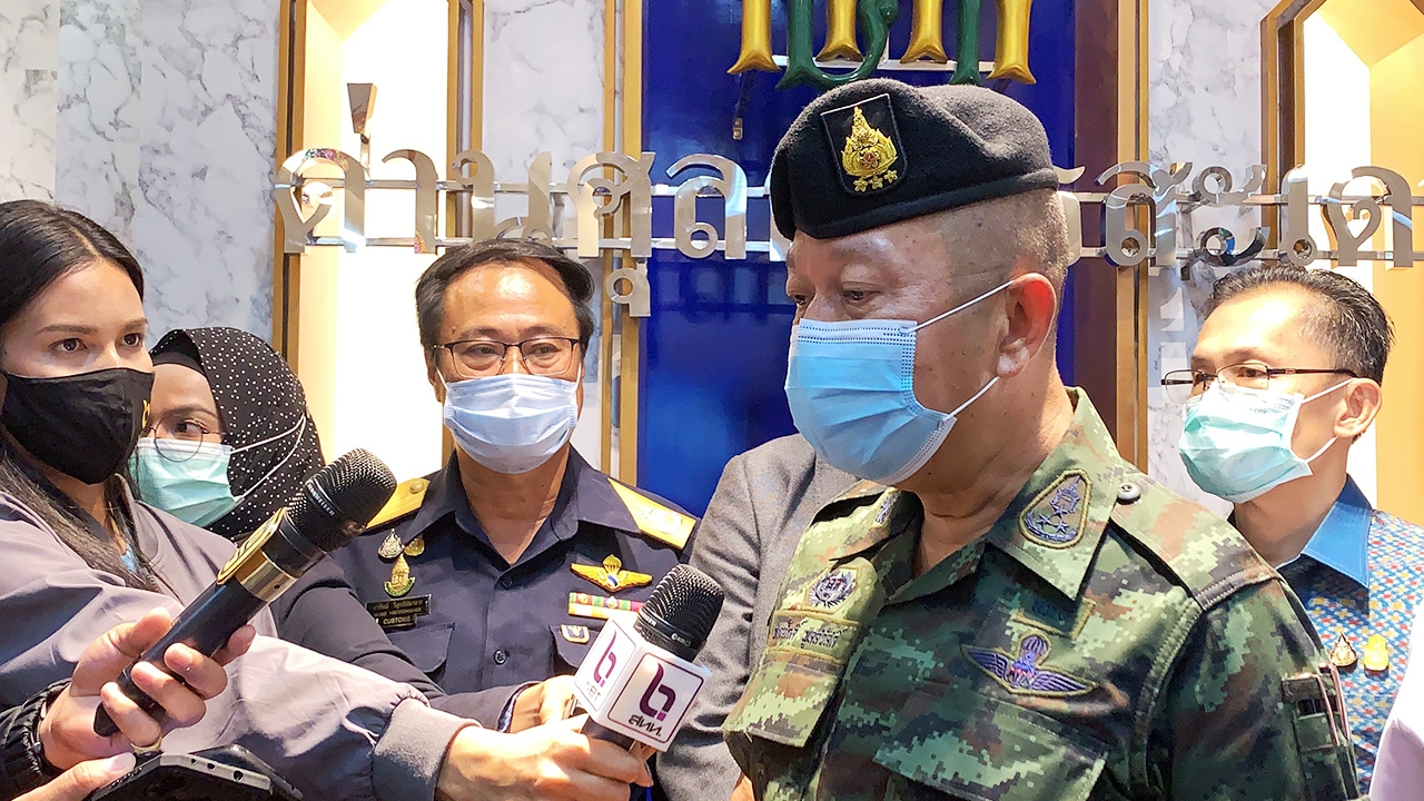 มทภ.4 บินถกด่วนโควิดระบาดหนักมาเลย์ สั่งเร่งควบคุมแนวชายแดน