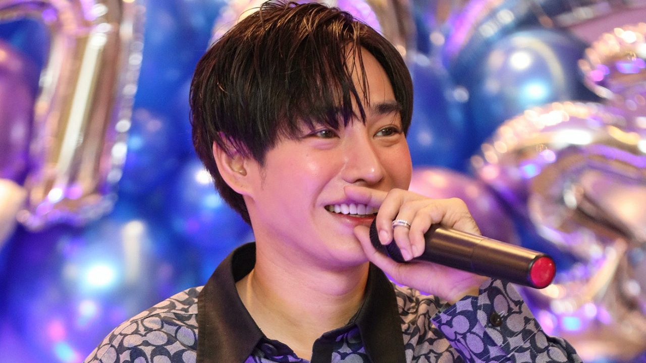 แฟนๆ ซึ้ง "เป๊ก ผลิตโชค" โผล่ร่วมฉลองวันเกิดอบอุ่น