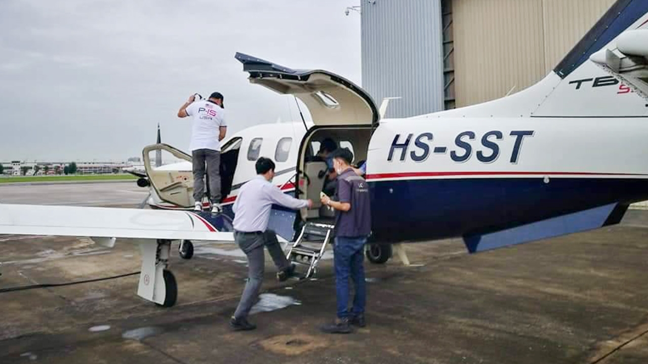 "อนุทิน" บินด่วนเกาะสมุย รับอวัยวะบริจาค ช่วยชีวิตผู้ป่วย ต่อลมหายใจ