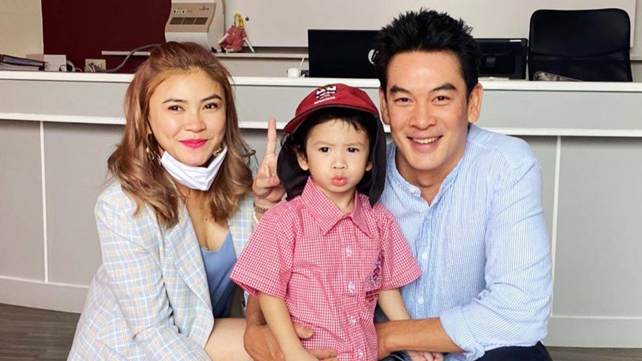 น้องโพธิ์ พร้อมไป ร.ร.แล้ว ชาคริต-แอน พาซื้อชุดนักเรียน ใส่แล้วหล่อมาก