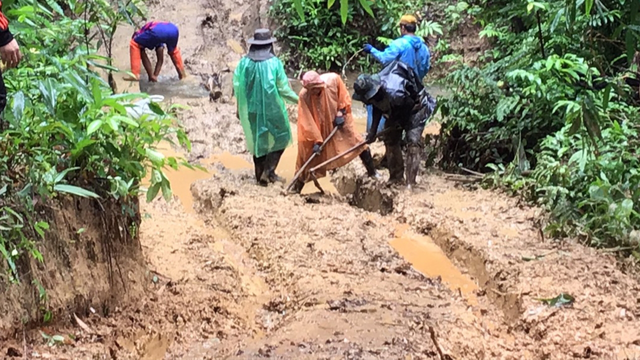 หมอจาง เล่าเหตุการณ์รถคว่ำกลางป่า ฝ่าเส้นทางลำบากไปรักษาชาวบ้านห่างไกล