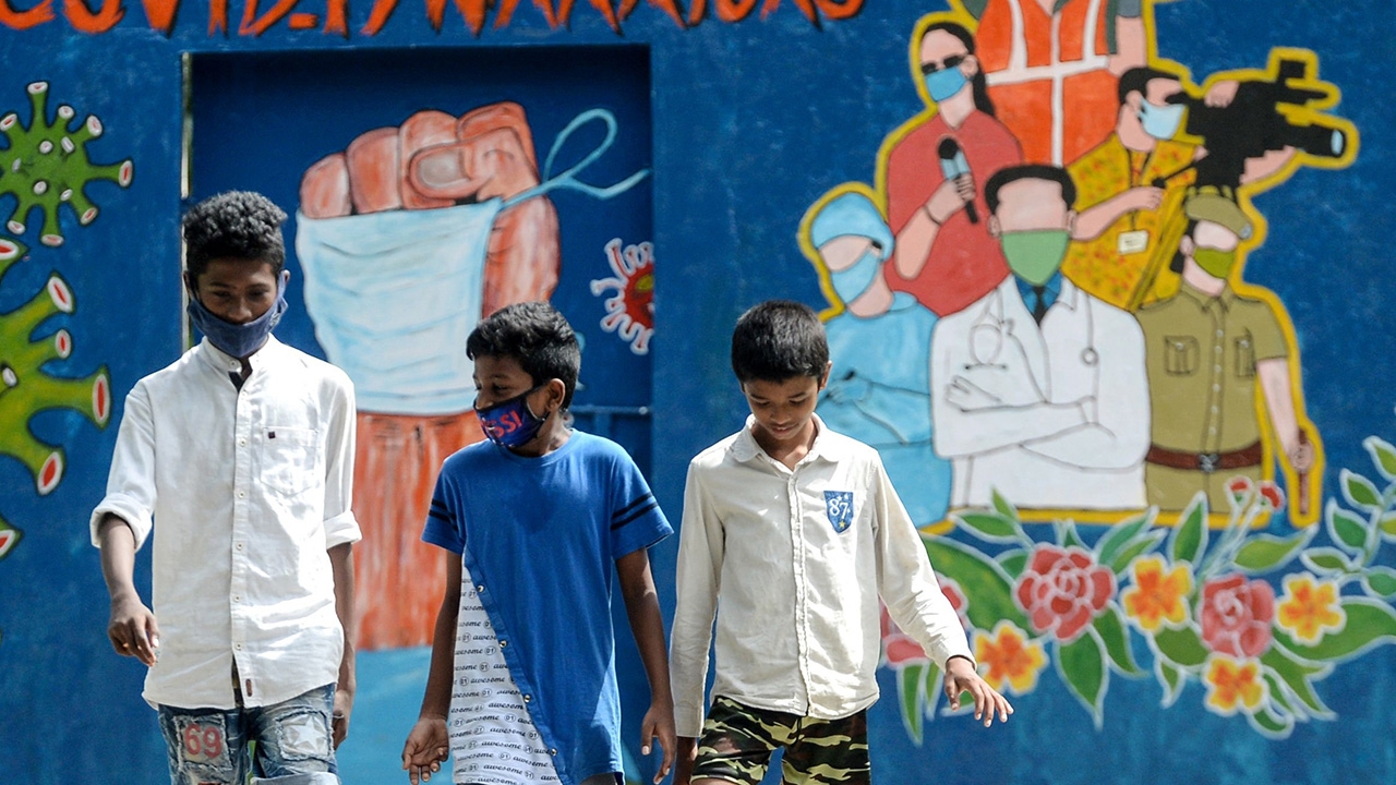 สลด อินเดียชาติที่ 3 ของโลก ติดโควิดทะลุ 2 ล้านราย ดับ 4 หมื่นศพ