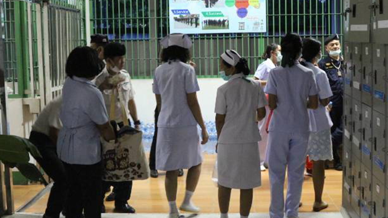 หามส่งรพ.วุ่น นักโทษเรือนจำรัตนบุรี ท้องเสียระนาว หลังกินผัดถั่วงอก