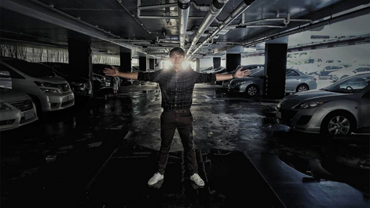 กฤต ผู้ประกาศหนุ่ม เผยภาพน้ำแห้ง หลังรถหรูถูกน้ำท่วม