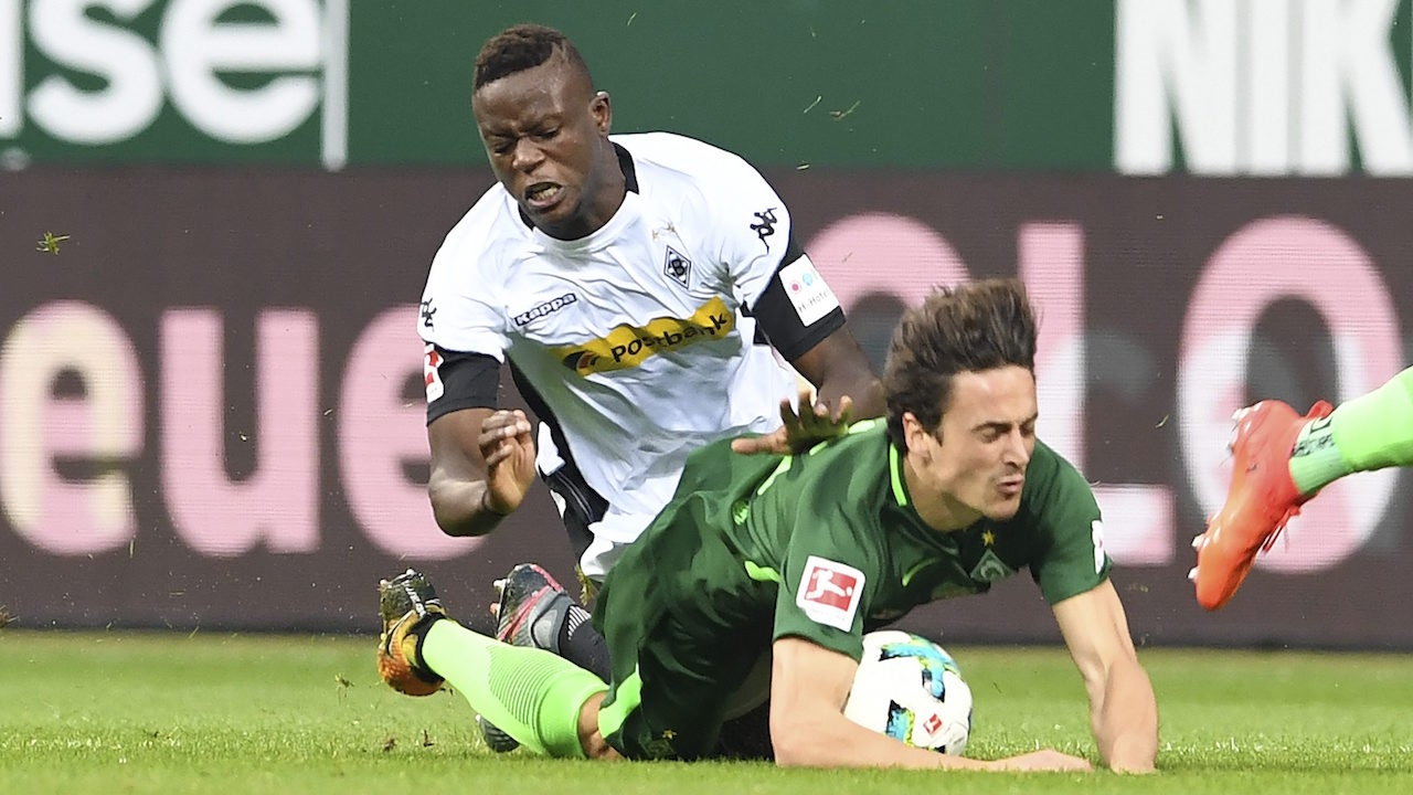 ‘สิงห์หนุ่ม’ มาเนียนๆ! บุกตบนางนวล 2-0 ขึ้นที่ 5