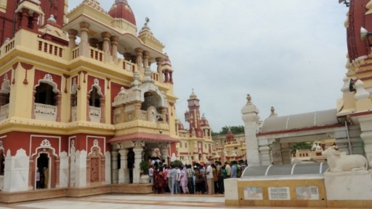 อุทาหรณ์ ชายผู้ดีตกระเบียงวิหารอินเดียตายขณะถ่ายเซลฟี่