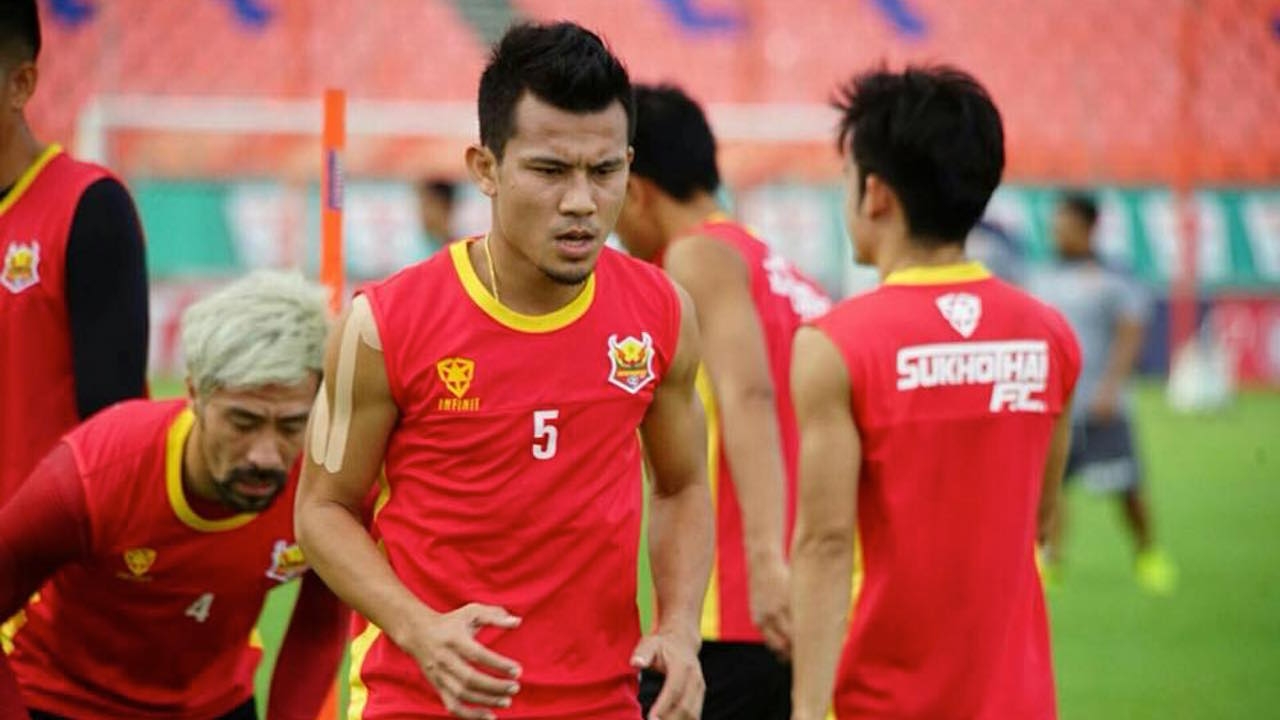 ระส่ำ! 'ค้างคาวไฟ' ขาดสองแข้งหลักบุกรัง 'ปราสาทสายฟ้า'