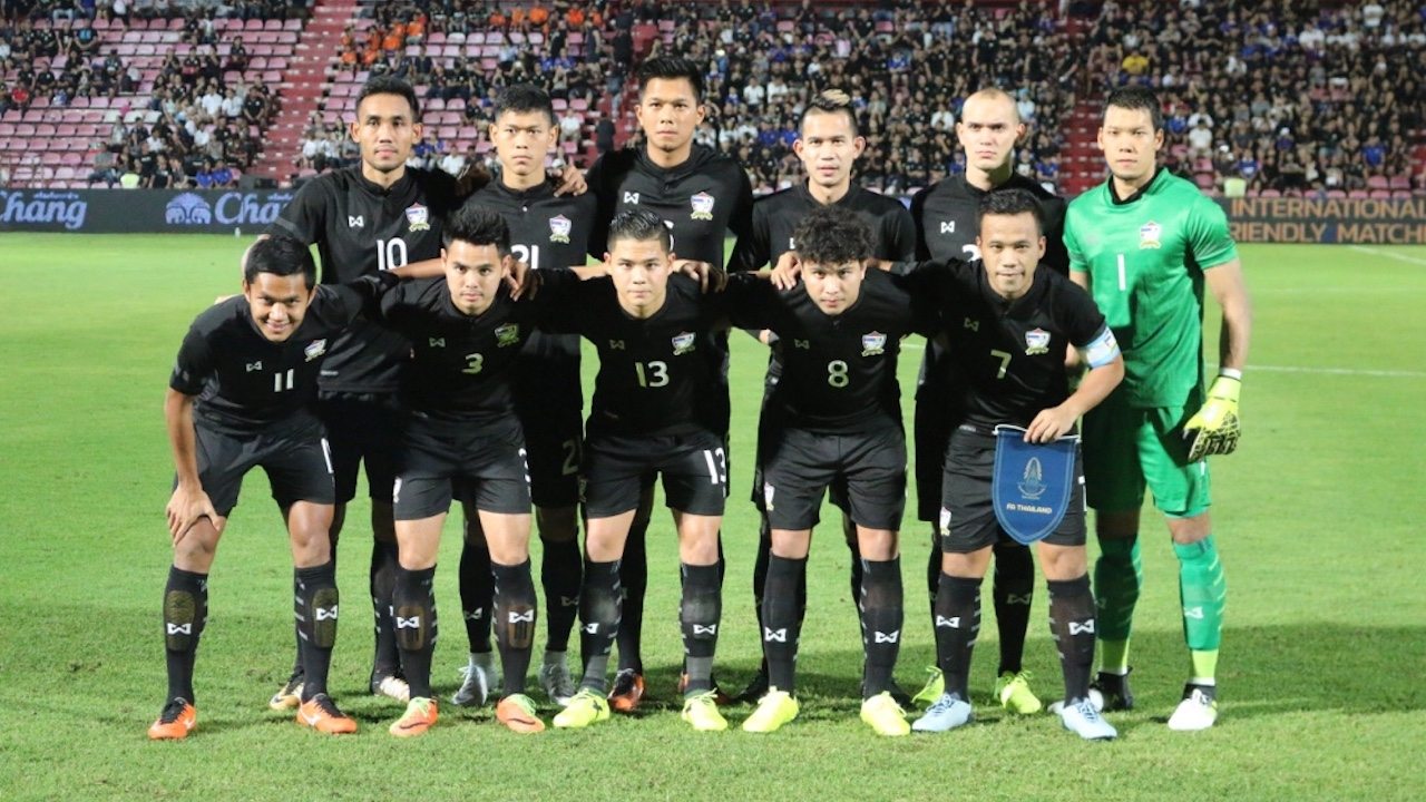 ถูกใจแค่ไหน! ย้อนผลงานช้างศึกปี 2017 กับก้าวแรกของ 'ราเยวัช'