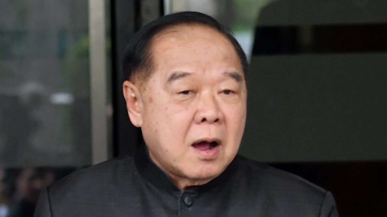 'บิ๊กป้อม' ยัน 'จราจร-รปภ.' งานพระราชพิธีฯ พร้อม 100 เปอร์เซ็นต์