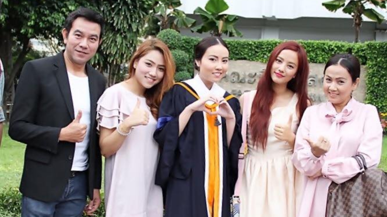 แจกัน น้องกุญแจซอล ระบาย พี่สาวทำแม่ช้ำใจร้องไห้ นั่งรอลูกกลับบ้านทุกวัน