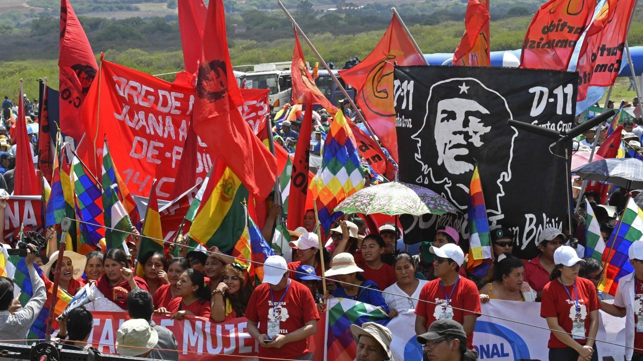 คิวบารำลึก 50 ปีสิ้น 'เช เกบารา'