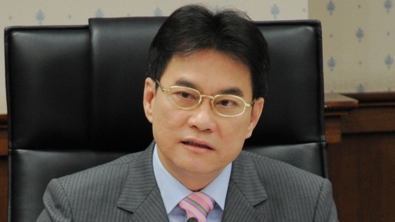 'จุรินทร์' แนะ กกต.เร่งถก คสช.ทำตาม ก.ม.พรรคการเมือง