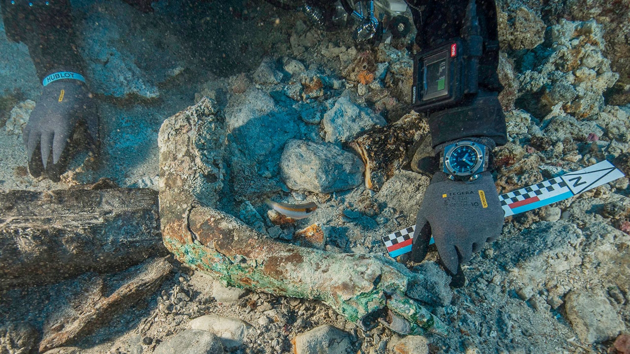 กระทรวง​วัฒนธรรม​แห่ง​ประเทศ​กรีซ พบสมบัติในเรืออับปาง