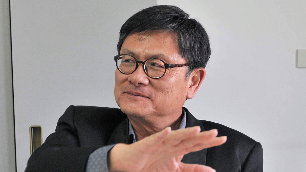 'เอนก'ร่อนบทความ ชี้ 70 ปี รัชกาลที่ 9 คือการเปลี่ยนผ่านประเทศไทย