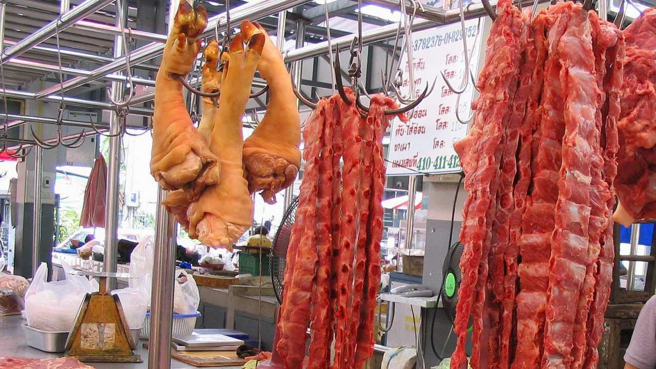 'บิ๊กตู่' สั่ง 'เกษตรฯ' สยบปัญหาเรื่องนำเข้าหมู-เครื่องในจากเมกา