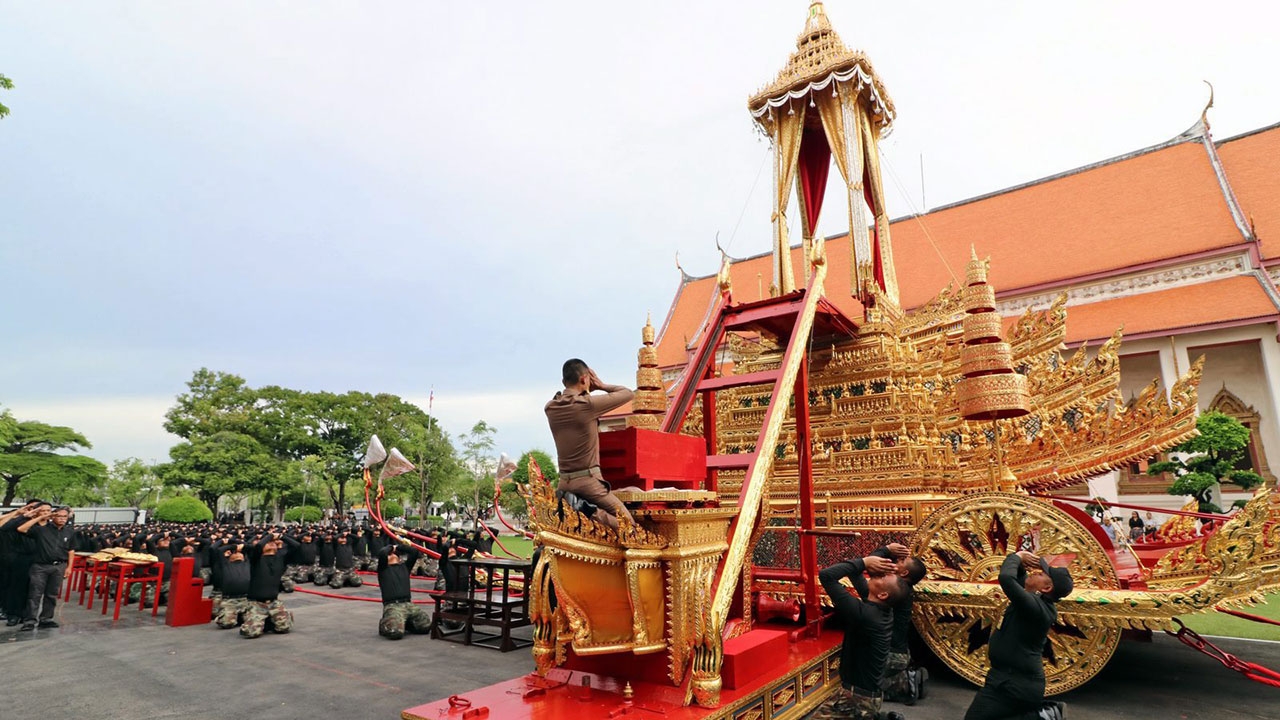  อัญเชิญพระมหาพิชัยราชรถ ฝึกซ้อม อัศจรรย์! ฝนตก กลับท้องฟ้าสว่าง  