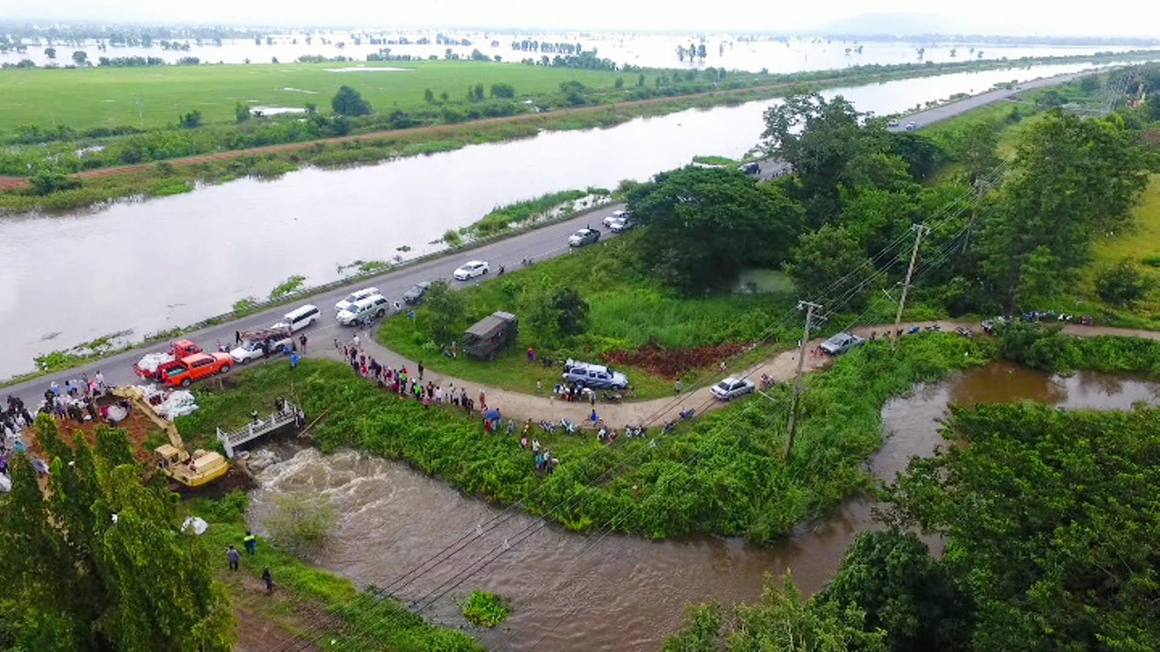 น้ำดันพัง ประตูระบาย ที่บ้านหมี่