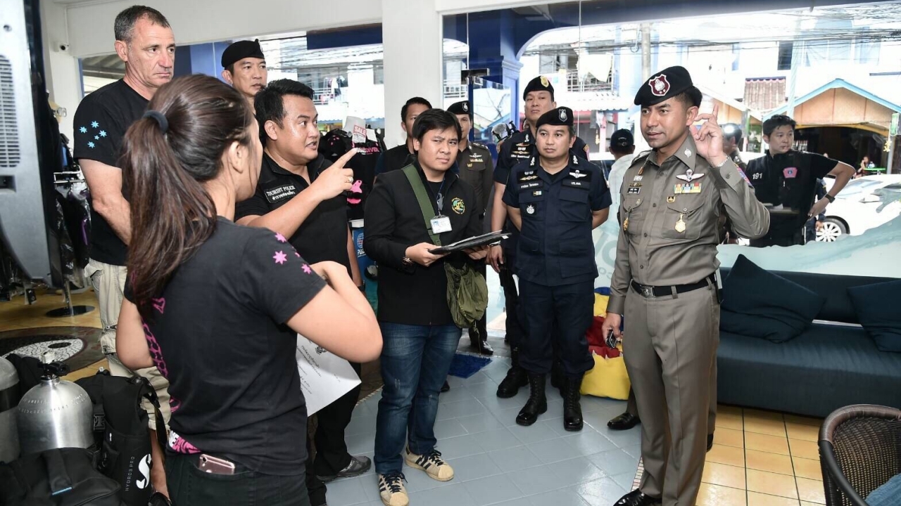 ตร.ท่องเที่ยว ลุยเกาะภูเก็ต ปิดล้อม กวาดล้างคนผิวสี-ยาเสพติด 9 จุด
