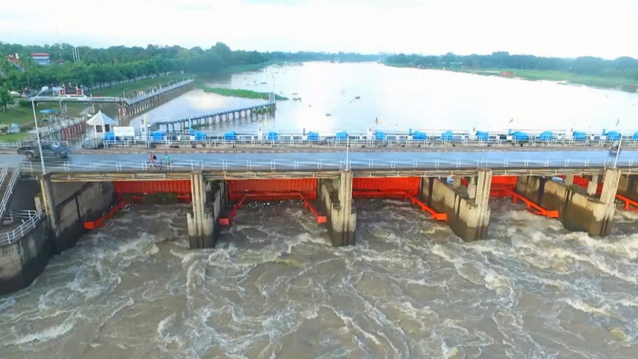 กรมชลฯ ยันน้ำลุ่มเจ้าพระยา ยังบริหารได้ เป็นไปได้ยาก ท่วมซ้ำรอยปี 54