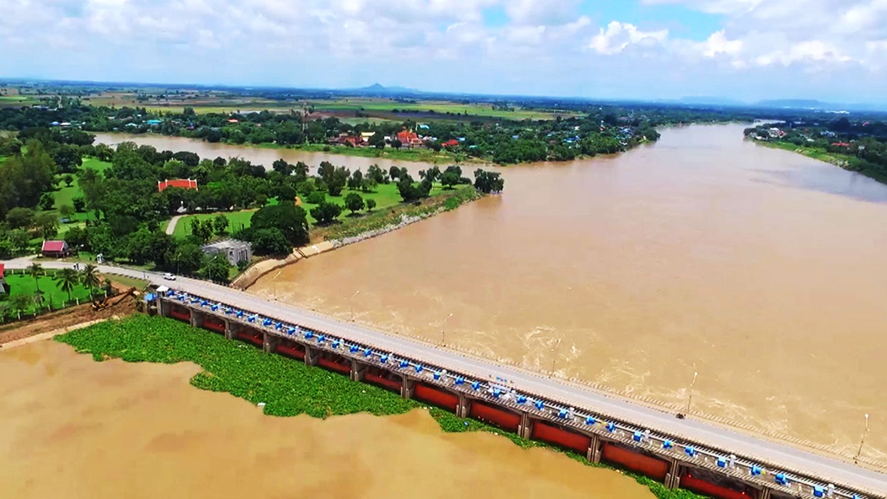 เตือน14พื้นที่ท้ายเขื่อนเจ้าพระยา รับมือระดับน้ำสูงขึ้น หลังฝนเหนือชุก