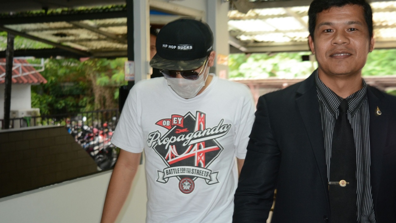 โผล่มอบตัว ‘ต้น’ พี่เขยหัวโจกแก๊งปล้น 60 ล้าน ปากแข็งปฏิเสธทุกข้อหา