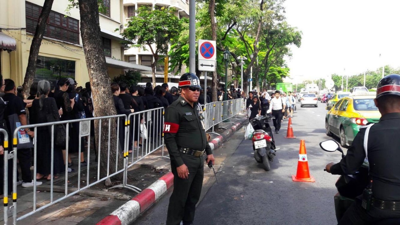 ปิด 13 เส้นทาง ซ้อมใหญ่พระราชพิธีถวายพระเพลิงพระบรมศพ 7,15,21 ต.ค.60