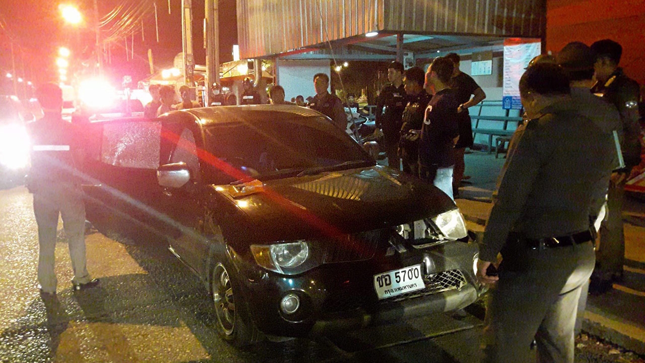 ถล่มแก๊งยา