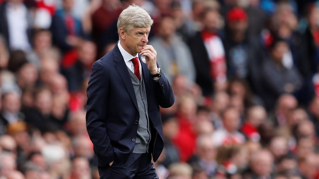 เจ๊ทำแสบ! กระสันแต๊บแข้งผีแดงเข้าซุ้มปืน หากไม่ต่อสัญญา