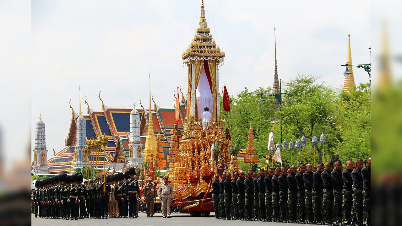 อลังการ สมพระเกียรติ ในหลวงร.9 ซ้อมริ้วขบวนอิสริยยศเสมือนพระราชพิธีจริง