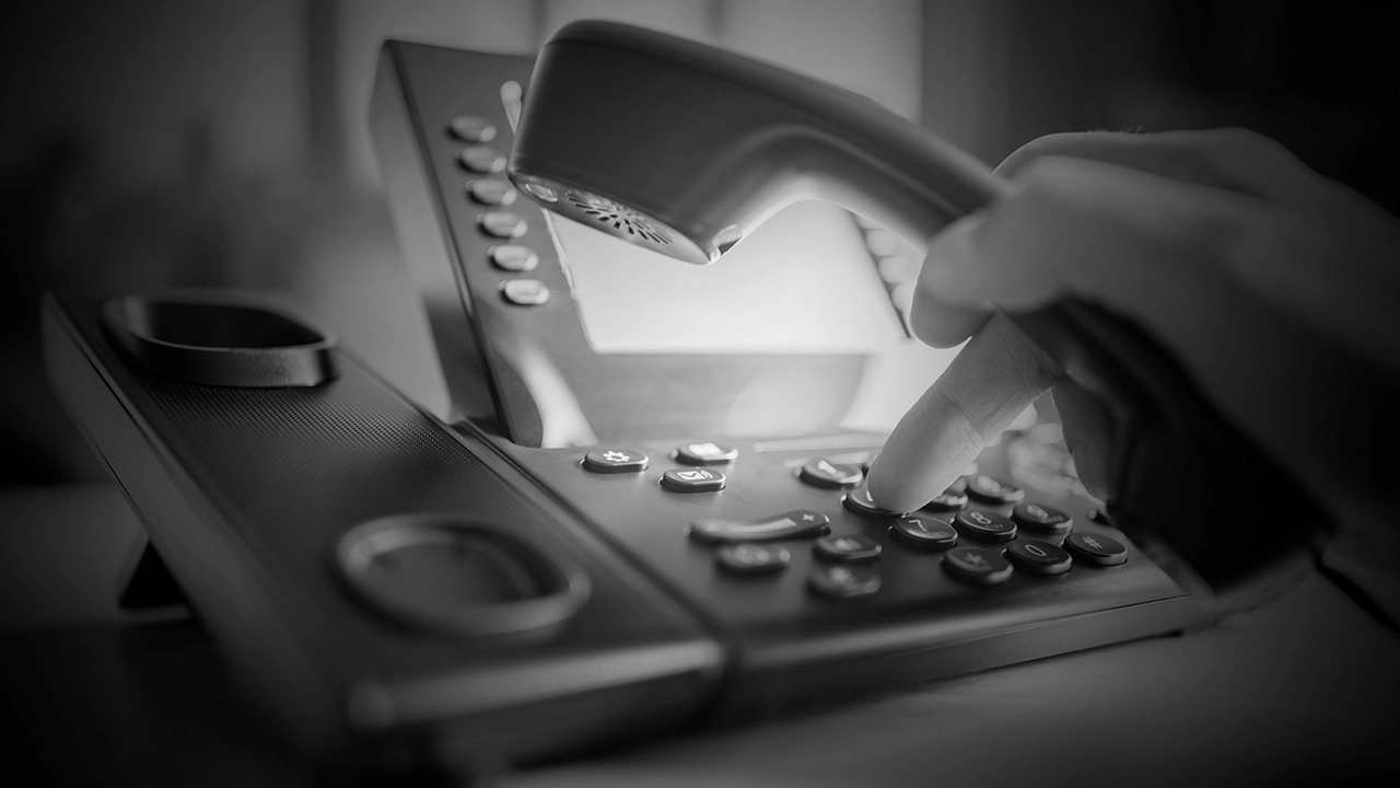 มิจฉาชีพอ้างเป็นไปรษณีย์ไทย โทรมาลวงให้โอนเงิน-ขู่จะส่งระเบิดมาให้