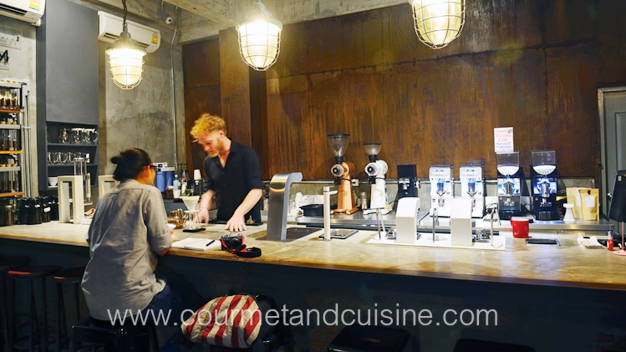 ดริปหน่อยมั้ย? 4 วิธีชงกาแฟอร่อยผ่านเครื่องสุดล้ำ Red Diamond Cafe!