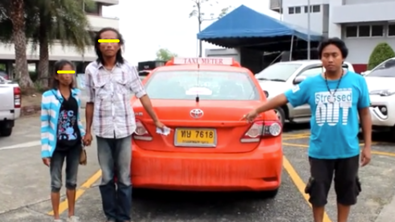 ผัวเมียมาแปลก จี้แท็กซี่ ขับไปตกปลา-กินข้าวฟรีที่สนามหลวง