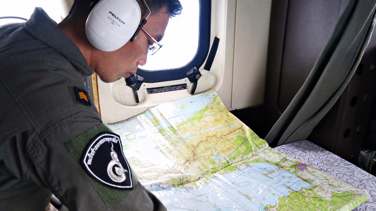 กองทัพเรือ ส่งเครื่องบินค้นหา เรือประมงอับปาง พร้อมลูกเรือ 15 ชีวิต