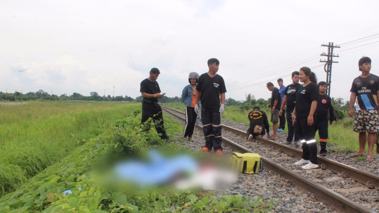 สลด! สาวนักศึกษา กศน.ถูกรถไฟชนดับ พบไม่มีที่กั้น-สัญญาณเตือน
