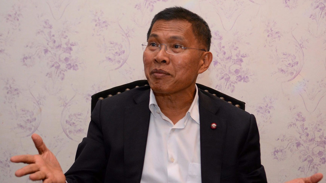 'วัฒนา' ยันตั้งราคารับจำนำสูงช่วยชาวนา เปรยคล้ายโครงการแจกเงินคนจน