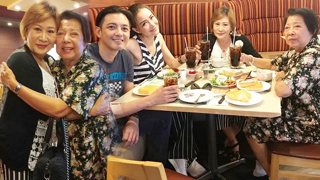 ภาพครอบครัวในอนาคตของ หนุ่ม-นิโคล หลังพาคุณแม่ทั้ง 2 มาพบกัน