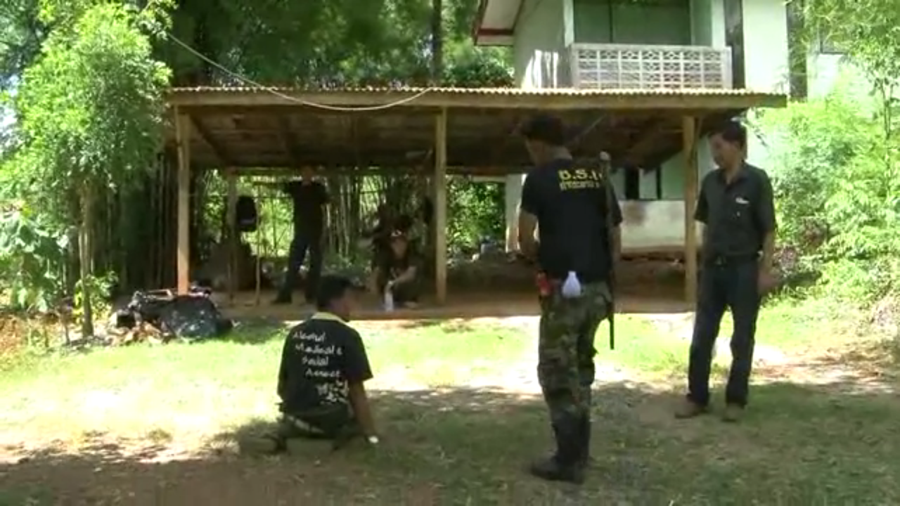 ผลศพ ด.ญ.5 ขวบ หลอดลมฉีกขาดจากของแข็งมีคม พบ เบนซ์ แถวจุดเกิดเหตุ