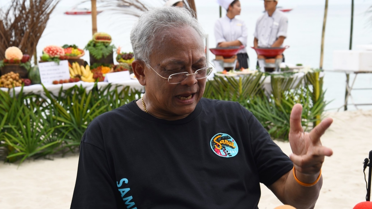 'สุเทพ' ยันหนุน 'บิ๊กตู่' นั่งนายกฯ ลั่นไม่ปิดโอกาสตัวเองตั้งพรรค 