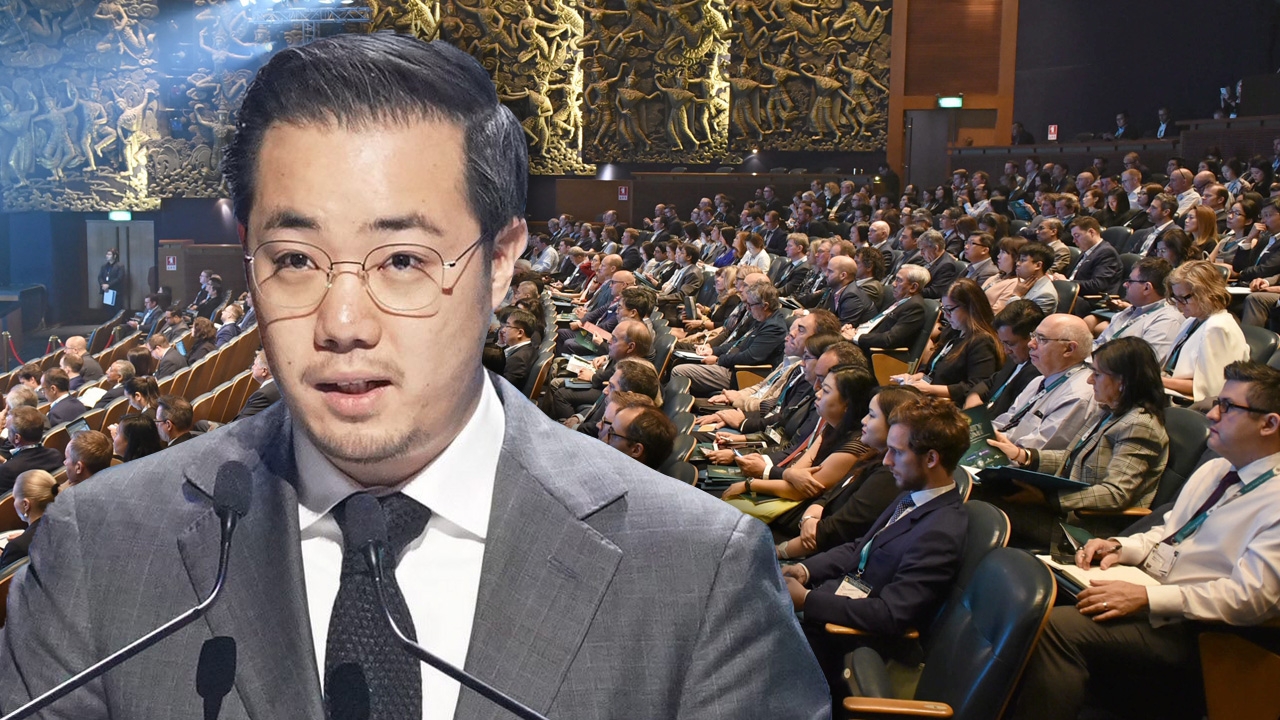 “คิง เพาเวอร์” แสดงพลังไทย จัดงาน “เดอะ ทรินิตี้ ฟอรั่ม” สุดอลังการ