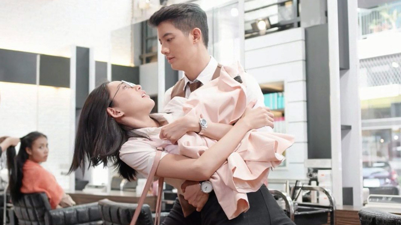 'เป้-อารักษ์' เนื้อหอมฉุย แอริน-เฌอเบลล์-จีด้า รุมแอ๊ว
