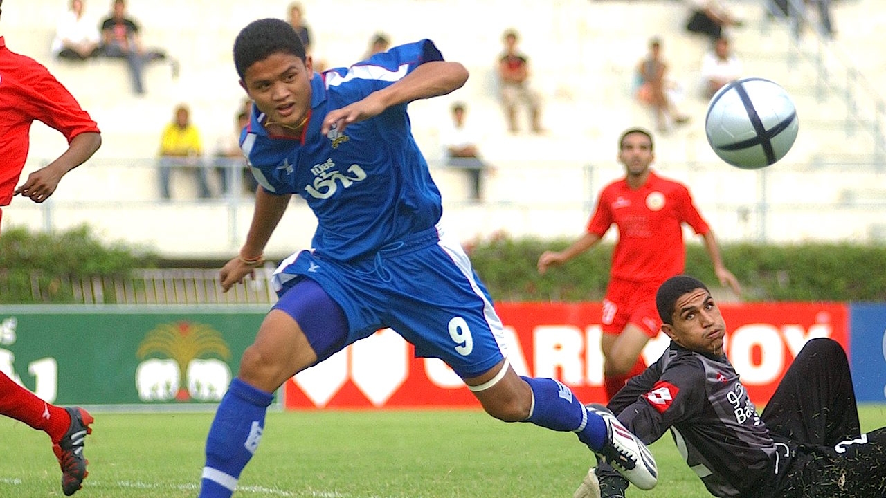 ปิดตำนาน! 'โจ้ 5 หลา' ประกาศแขวนสตั๊ดในวัย 36 ปี