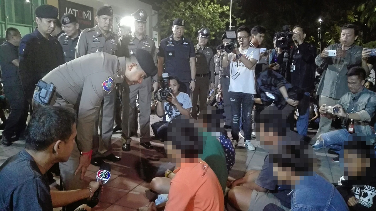 ปราบแว้นซิ่ง